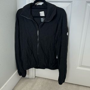 BNWT Vuori Halo Insulated Jacket Black